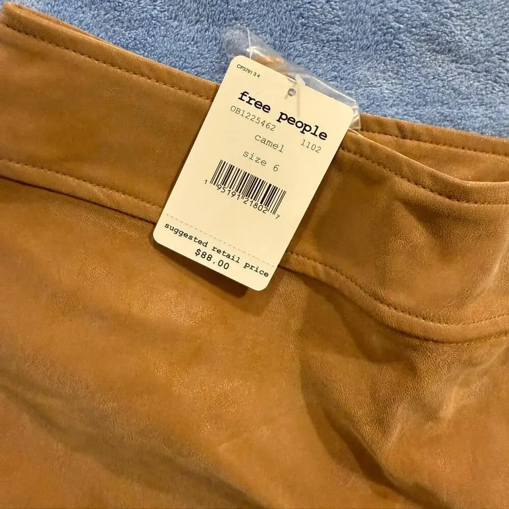 Tan suede mini skirt with belt from Free People new with tags size 6